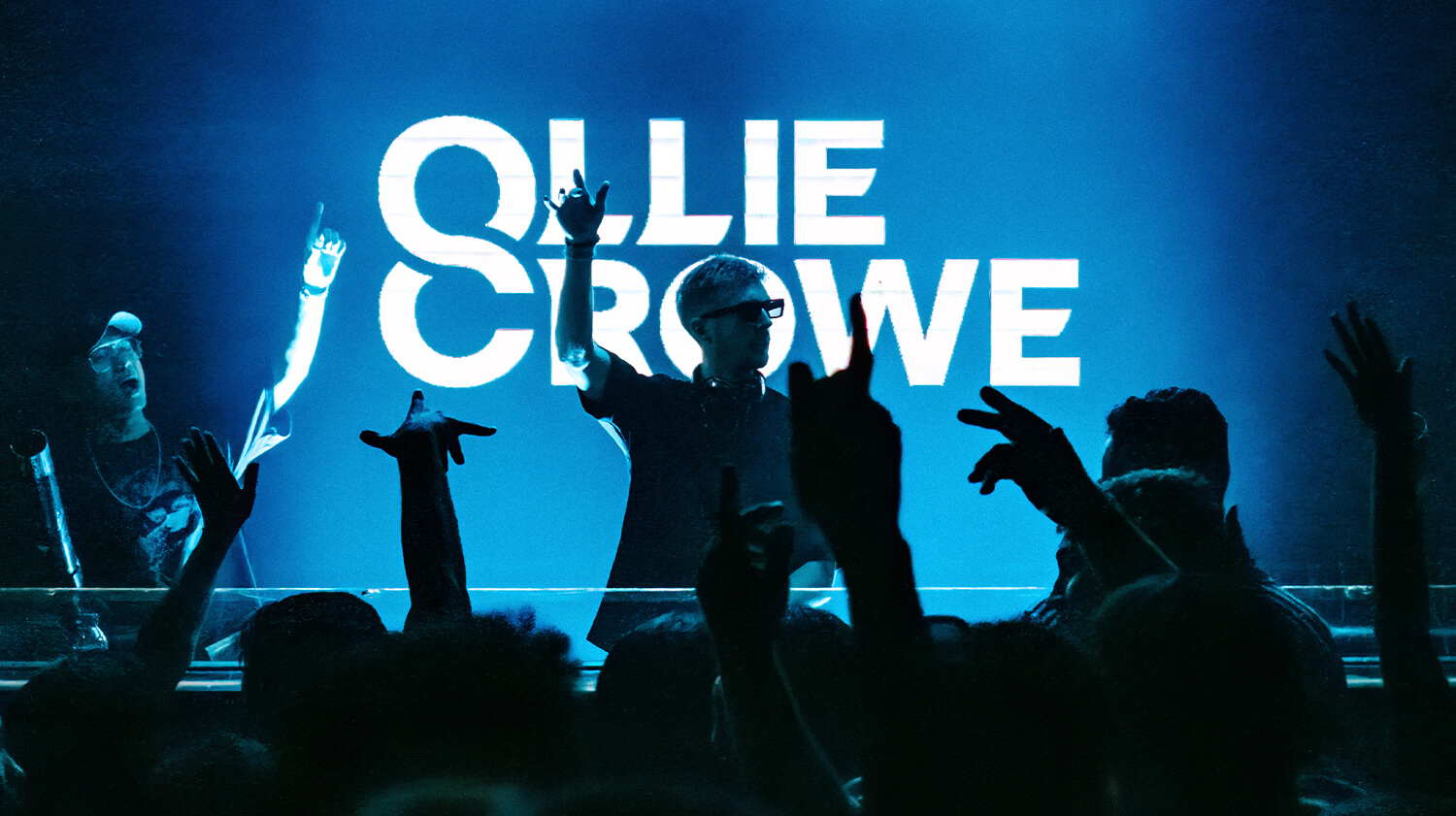 Ollie Crowe DJ Music Producer ShiShi Bali